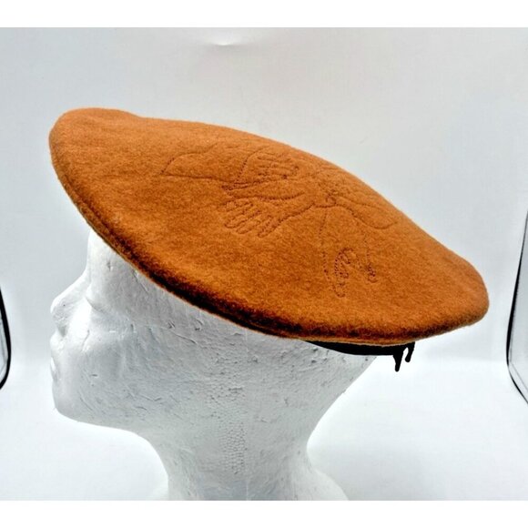 Kangol Other - Unisex Kangol Wool Telephone Beret Ginger Hat Size M Embroidery Hands NWT Sample